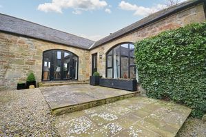 Photo 8- click for photo gallery